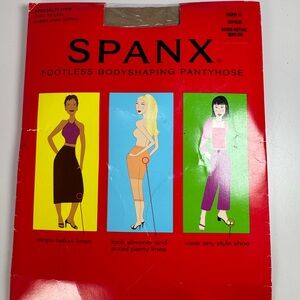 NEW Spanx Footless Bodyshaping Pantyhose Black Size C Control Top SPICE COLOR